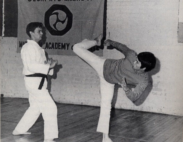 Bruce Lee & Jim Maloney en démonstration en 1968 à la Mattson Academy