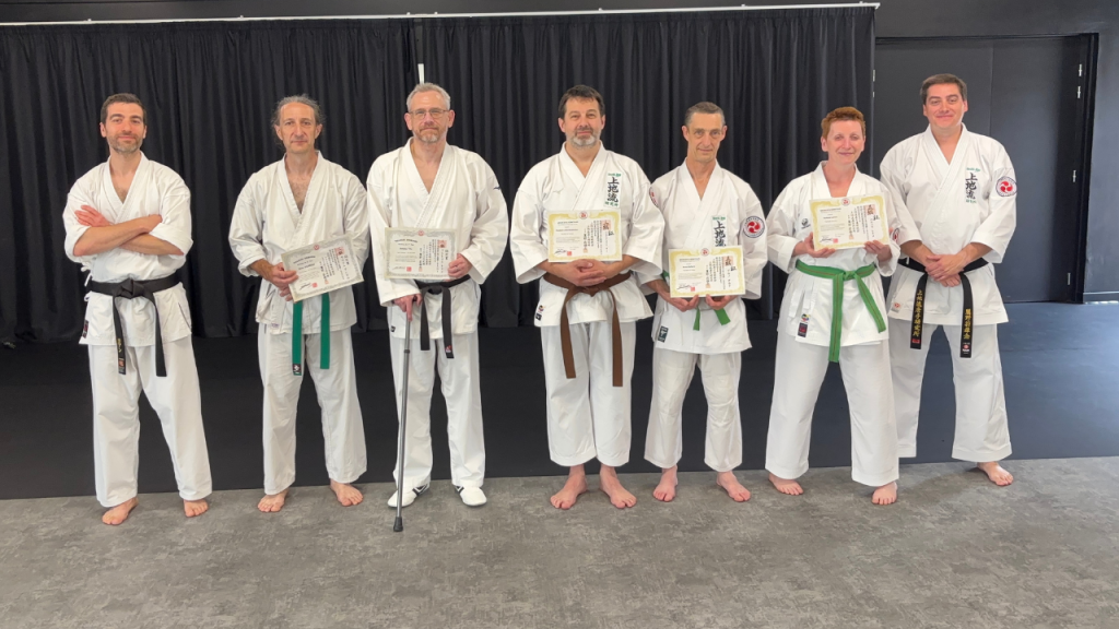 上地流伝承研究所
麗野莉雄念